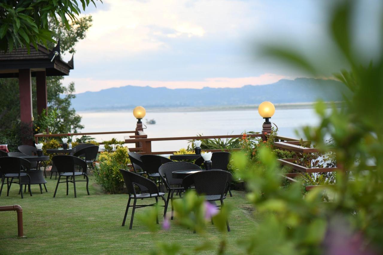 Aye Yar River View Resort Pagan Exteriér fotografie