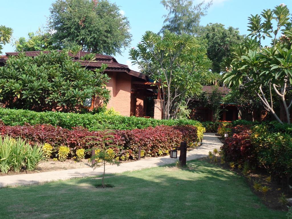 Aye Yar River View Resort Pagan Exteriér fotografie