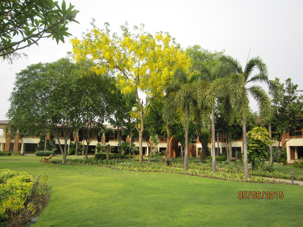 Aye Yar River View Resort Pagan Exteriér fotografie